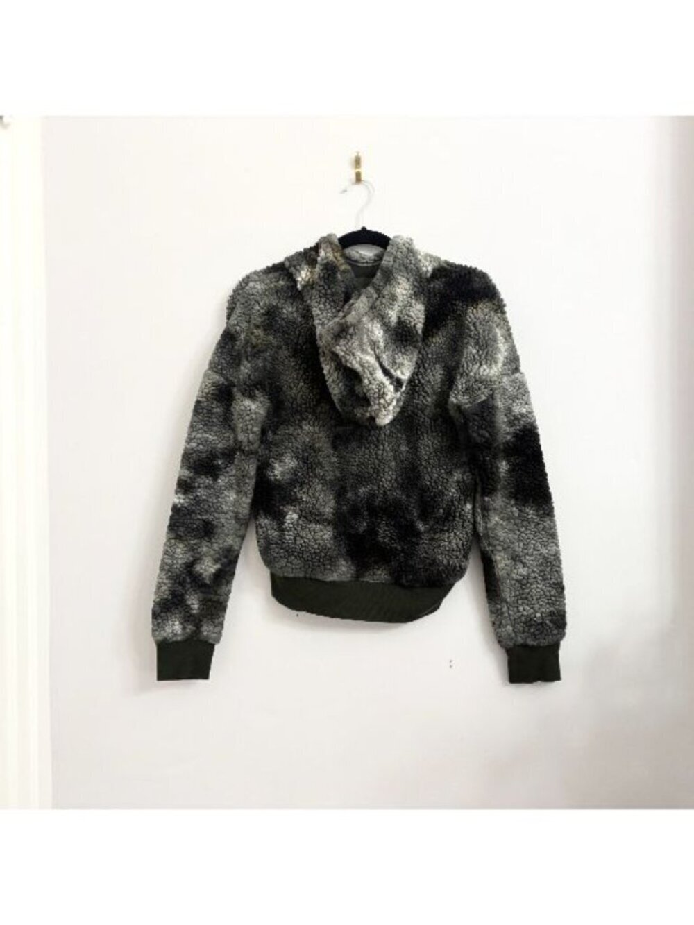 Zella Tie Dye Grey & Green Hooded Plushy Soft Hoodie - sz XS - Picture 4 of 12